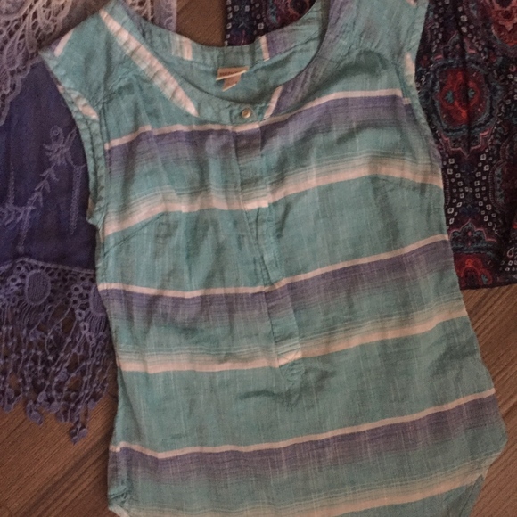 Blue shirts bundle! - Picture 3 of 4